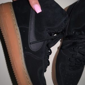 Women’s Nike Suede High Air Force 1 SE 'Black Gum' Womens Sneakers